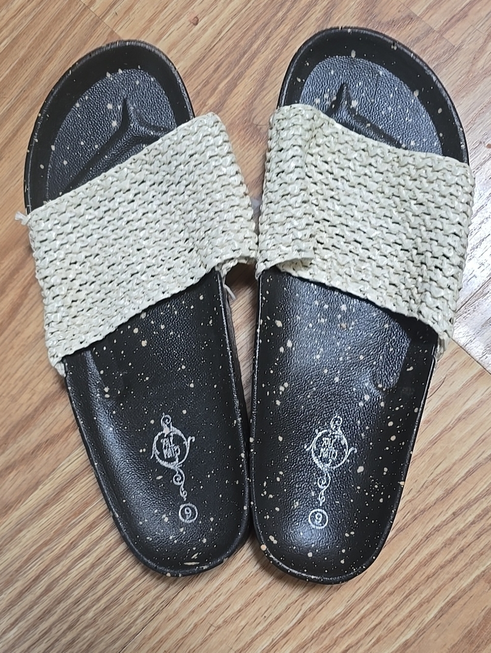 ❤️10/$10 Nwot Slides